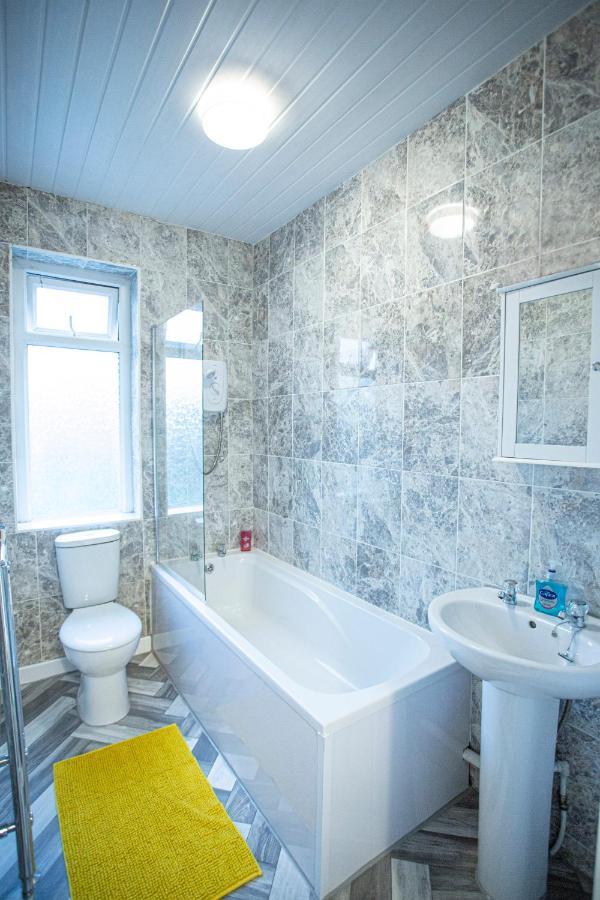 Cheerful 3 Bedroom Home With Netflix And Wi-Fi Middleton  Zewnętrze zdjęcie